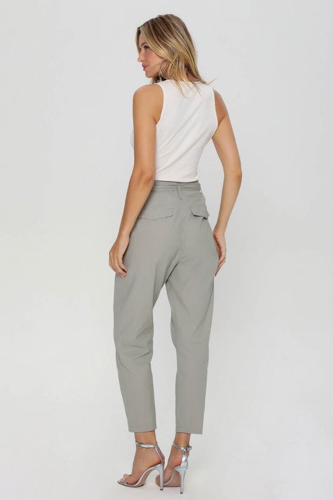 Mom-32-Resort