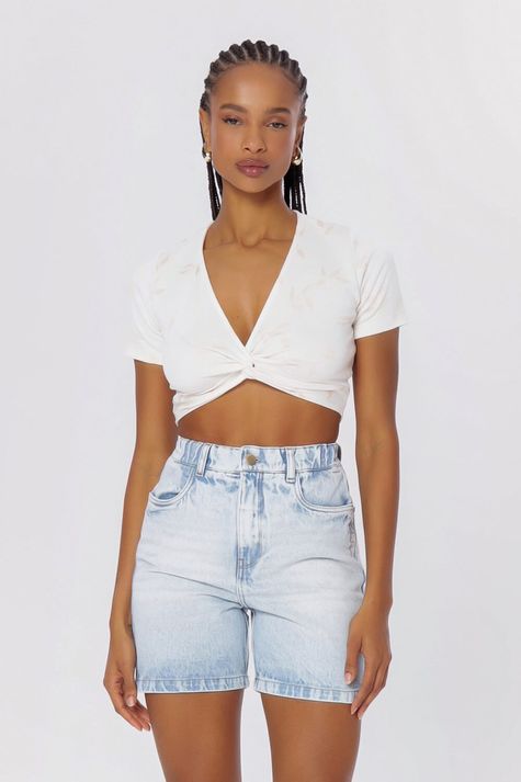 Cropped-Gata-Jeans